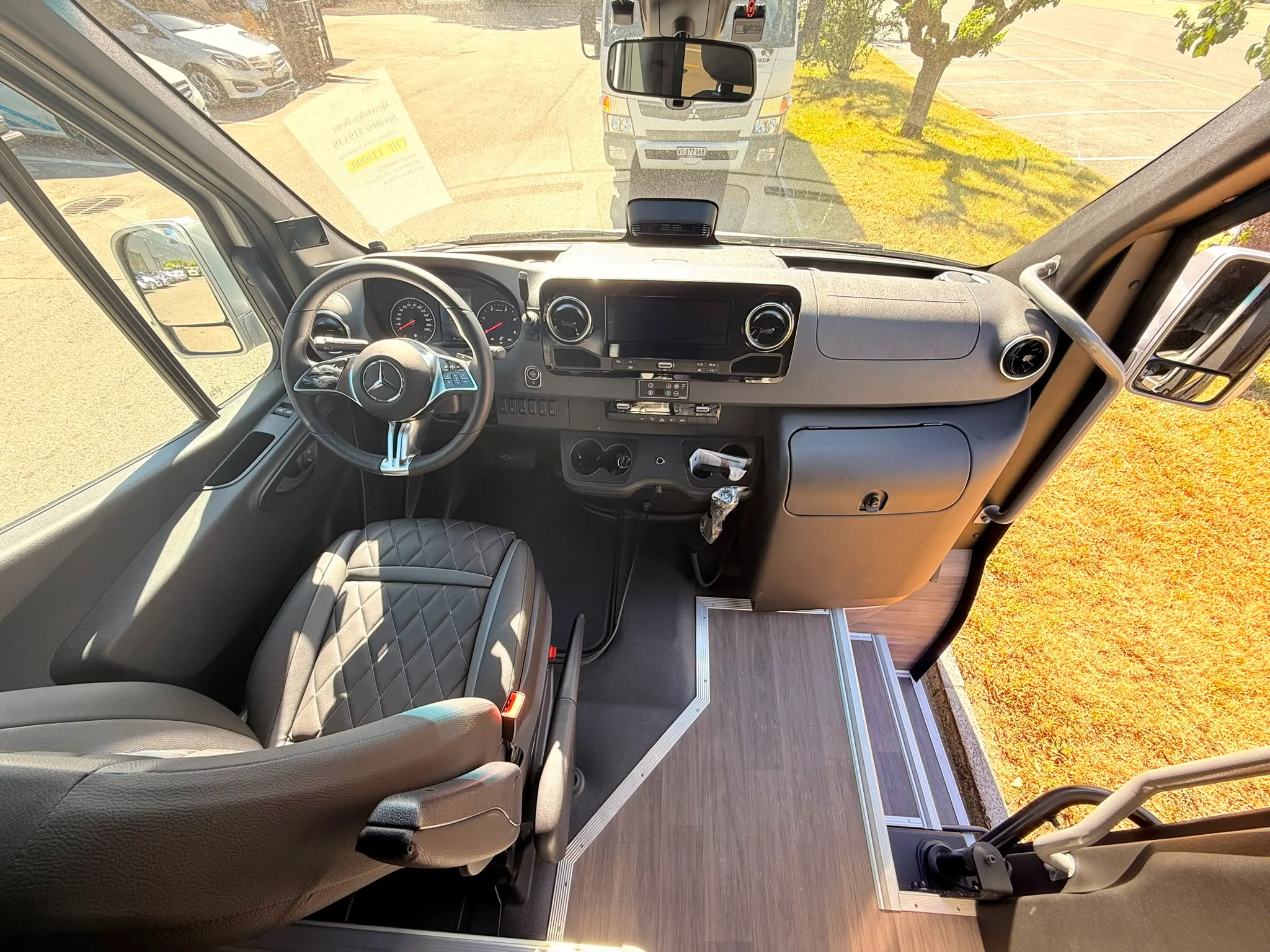 Fahrerbereich Cockpit